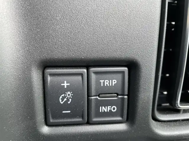 スズキ ハスラー Jスタイル ターボ 静岡県 2022(令4)年 6.4万km クールカーキパールメタリック/ホワイト2トーンルーフ 純正ナビ/・フルセグTV/・Bluetooth接続/・DVD再生/・USB入力端子/スズキセーフティーサポート/デュアルカメラブレーキサポート/レーダークルーズコントロール/全方位カメラ/プッシュスタート/スマートキー/スペアキー/前席シートヒーター/LEDオートライト/オートハイビーム/リアコーナーセンサー/ドラレコ/ビルトインETC2.0/取扱説明書/保証書