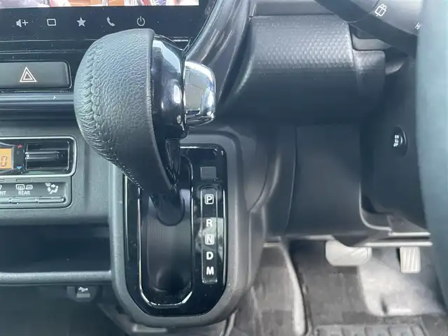 スズキ ハスラー Jスタイル ターボ 静岡県 2022(令4)年 6.4万km クールカーキパールメタリック/ホワイト2トーンルーフ 純正ナビ/・フルセグTV/・Bluetooth接続/・DVD再生/・USB入力端子/スズキセーフティーサポート/デュアルカメラブレーキサポート/レーダークルーズコントロール/全方位カメラ/プッシュスタート/スマートキー/スペアキー/前席シートヒーター/LEDオートライト/オートハイビーム/リアコーナーセンサー/ドラレコ/ビルトインETC2.0/取扱説明書/保証書