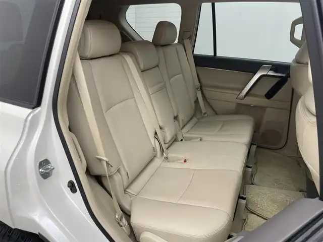 トヨタ ランドクルーザー プラド TX Lパッケージ 埼玉県 2023(令5)年 3.3万km ホワイトパールクリスタルシャイン モデリスタエアロ　サンルーフ　純正ディスプレイオーディオ　パノラミックビューモニター　ＢＳＭ　ベージュレザー　ビルトインＥＴＣ２．０　ドライブレコーダー　レーダークルーズ　オートハイビーム　ＬＥＤ