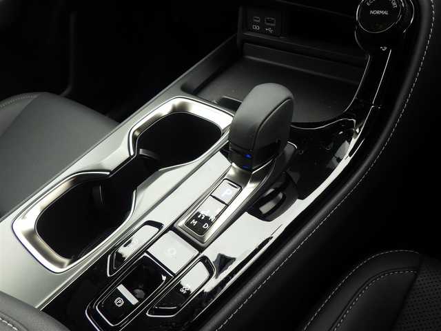 レクサス ＮＸ 250 千葉県 2022(令4)年 0.4万km グラファイトブラックガラスフレーク Lexus Safety System+/・プリクラッシュセーフティ/・レーンディパーチャーアラート/・オートハイビーム/・レーダークルーズコントロール/・ブラインドスポットモニター/パワーバックドア/9.8インチディスプレイオーディオ/純正地デジTV/【Bluetooth接続】/バックカメラ/ドライブレコーダー（DRT-H68A）/L texシート/前席パワーシート/リバース連動ドアミラー（左/右）/クリアランスソナー/ETC（2.0）/LEDヘッドライト/ウインカーミラー/革巻きステアリング/ステアリングスイッチ/純正18インチアルミホイル/サイド/カーテン/ニーエアバッグ/スマートキー