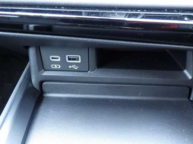 レクサス ＮＸ 250 千葉県 2022(令4)年 0.4万km グラファイトブラックガラスフレーク Lexus Safety System+/・プリクラッシュセーフティ/・レーンディパーチャーアラート/・オートハイビーム/・レーダークルーズコントロール/・ブラインドスポットモニター/パワーバックドア/9.8インチディスプレイオーディオ/純正地デジTV/【Bluetooth接続】/バックカメラ/ドライブレコーダー（DRT-H68A）/L texシート/前席パワーシート/リバース連動ドアミラー（左/右）/クリアランスソナー/ETC（2.0）/LEDヘッドライト/ウインカーミラー/革巻きステアリング/ステアリングスイッチ/純正18インチアルミホイル/サイド/カーテン/ニーエアバッグ/スマートキー