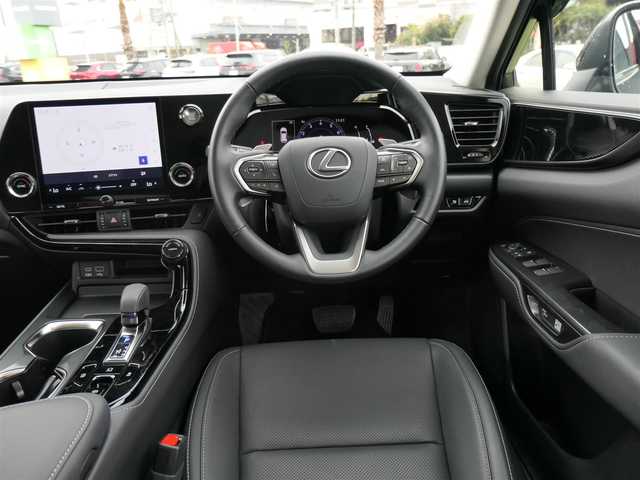 レクサス ＮＸ 250 千葉県 2022(令4)年 0.4万km グラファイトブラックガラスフレーク Lexus Safety System+/・プリクラッシュセーフティ/・レーンディパーチャーアラート/・オートハイビーム/・レーダークルーズコントロール/・ブラインドスポットモニター/パワーバックドア/9.8インチディスプレイオーディオ/純正地デジTV/【Bluetooth接続】/バックカメラ/ドライブレコーダー（DRT-H68A）/L texシート/前席パワーシート/リバース連動ドアミラー（左/右）/クリアランスソナー/ETC（2.0）/LEDヘッドライト/ウインカーミラー/革巻きステアリング/ステアリングスイッチ/純正18インチアルミホイル/サイド/カーテン/ニーエアバッグ/スマートキー