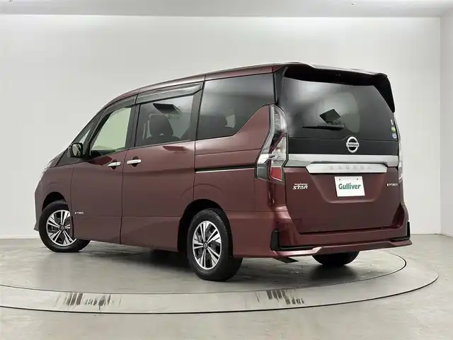 日産 セレナ e－パワー ハイウェイスター V 埼玉県 2020(令2)年 4.7万km マルーンレッド 純正ナビ/(Bluetooth/CD/DVD/Blu-ray/AM/FM)/地デジフルセグ/バックカメラ/アラウンドビューモニター/純正前方ドライブレコーダー/純正フリップダウンモニター/ETC/アダプティブクルーズコントロール/プロパイロット/車線逸脱警報/車線逸脱防止システム/ブラインドスポットモニター/標識認識機能/自動駐車支援システム/ドライブモードセレクト/電子パーキングシステム/オートブレーキホールド/両側パワースライドドア/ステアリングリモコン/純正ドアバイザー/社外フロアマット/プッシュスタート/純正15インチアルミホイール