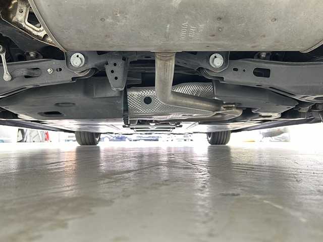 トヨタ プリウス S ツーリングセレクション 岐阜県 2019(令1)年 6.9万km アティチュードブラックマイカ アルパインナビ　/フルセグ地デジ　/ブラックレザーシート/モデリスタエアロ　/セーフティセンス　/バックモニター　/ナビレディパッケージ　/クリアランスソナー/LEDフォグ　/LEDヘッドライト　/シートヒーター　/コーナーセンサー　/スマートキー　/ETC/追従クルーズコントロール/Bluetooth/CD/DVD
