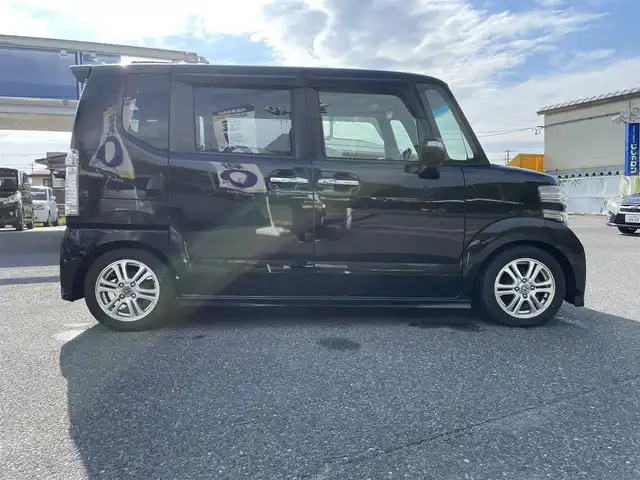 ホンダ Ｎ ＢＯＸ カスタム G Lパッケージ 山形県 2012(平24)年 7.3万km クリスタルブラックパール (株)IDOMが運営する【じしゃロン山形店】の自社ローン専用車両になります。/こちらは現金またはオートローンご利用時の価格です。/自社ローンご希望の方は別途その旨お申付け下さい。/純正ナビ/（FM/AM/SD/ワンセグ）/片側パワースライドドア/バックカメラ/ステアリングスイッチ/ウィンカーミラー/純正フロアマット/プッシュスタート/スマートキー/HIDライト/横滑り防止/ISOFIX