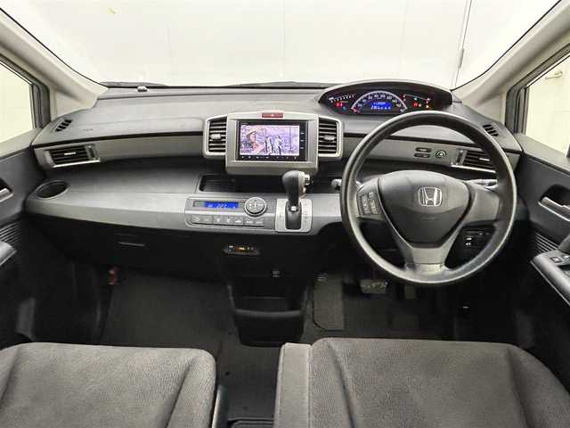 ホンダ フリード G ジャストセレクション 茨城県 2014(平26)年 2.5万km モダンスティールM 純正ナビ/バックカメラ/フルセグ/片側電動スライドドア/ETC/スマートキー
