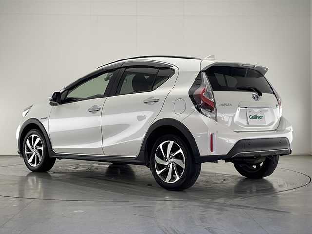 トヨタ アクア クロスオーバー グラム 宮崎県 2020(令2)年 3.6万km ホワイトパールクリスタルシャイン 禁煙車/トヨタセーフティセンス/純正ナビTV/（NSCN-W68/CD/DVD/Bluetooth/フルセグTV)/純正ビルトインETC/純正ドライブレコーダー/純正LEDオートライト/純正LEDフォグ/純正オートアラーム/純正16インチアルミ/純正フロアマット/プリクラッシュセーフティ/オートマチックハイビーム/レーンディパーチャーアラート/クリアランスソナー/ウインカードアミラー/ハーフレザーシート/本革巻ハンドル/前席シートヒーター/オートエアコン（ナノイー）/スマートキー/プッシュエンジンスタート/スペアキー/新車時保証書/取扱い説明書