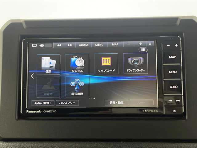 スズキ ジムニー XC 三重県 2023(令5)年 2万km ジャングルグリーン 禁煙車/ｓｔｒａｄｅ７インチＳＤナビ/・Ｂｌｕｅｔｏｏｔｈ・ＣＤ／ＤＶＤ・フルセグ・SD/スズキセーフティサポート/・衝突軽減ブレーキ・車線逸脱抑制制御機能/・ハイビームアシスト/前席シートヒーター/クルーズコントロール/革巻きステアリング/電動格納ミラー/ヒーテッドドアミラー