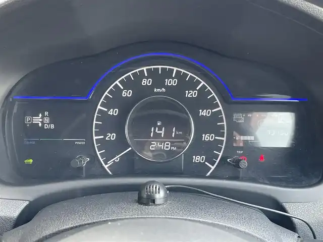 日産 ノート e－パワー X 東京都 2016(平28)年 7.4万km ギャラクシーゴールド 純正ナビ/TV/Bluetooth接続/エマージェンシーブレーキ/車線逸脱警報/ETC/車両検知警報/横滑り防止措置/スマートキー/プッシュスタート/オートエアコン/オートウィンドウ/ステアリングスイッチ