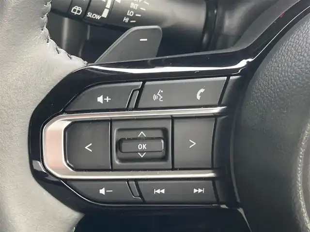 スズキ スペーシア ギア HYBRID XZターボ 島根県 2024(令6)年 0.4万km クールカーキパールメタリック/ガンメタリック2トーン ワンオーナー /メーカーOPナビ(BT/フルセグ/AppleCarPlay)/デュアルセンサーブレーキサポート/車線逸脱抑制/アダクティブクルーズコントロール/先行車発進お知らせ/標識認識/全方位カメラ/両側パワースライドドア /ヘッドアップディスプレイ/ビルトインETC2.0/パドルシフト/前後ドライブレコーダー/前席シートヒーター /ステリングヒーター/ステアリングリモコン/電動格納ミラー/ミラーウィンカー /純正フロアマット/純正ドアバイザー/取扱説明書/保証書/スペアキー×1