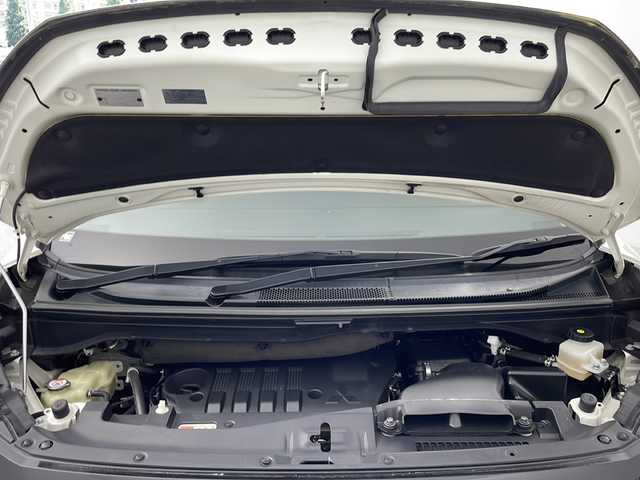 三菱 デリカＤ：５ アーバンギア G パワーパッケージ 千葉県 2019(平31)年 4万km ウォームホワイトパール 純正10.1インチナビ（QY-9000M-F）/・CD/DVD Bluetooth接続 /・フルセグTV/・全方位カメラ/デジタルインナーミラー/両側パワースライドドア/パワーバックドア/レーダークルーズコントロール/・衝突被害軽減ブレーキ/・車線逸脱アラート/・BSW/LCA（後側方車両検知システム/レーンチェンジアシスト機能付)/運転席パワーシート/シートヒーター/ナビ連動ETC/スマートキー