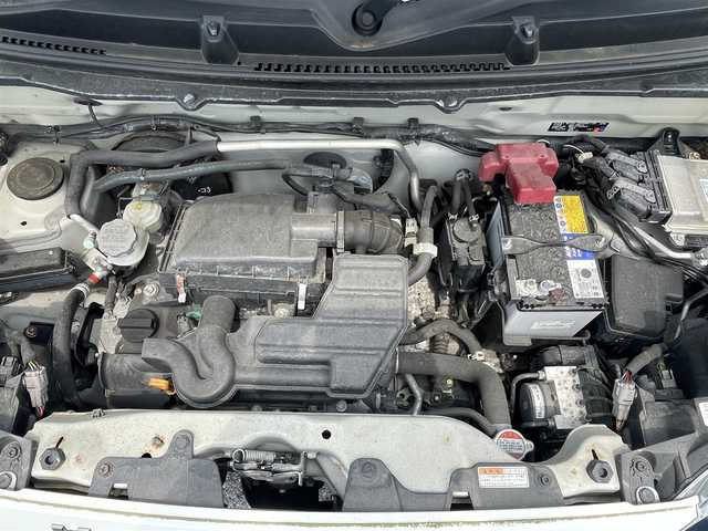 スズキ ハスラー F リミテッド 滋賀県 2017(平29)年 8.7万km クリスタルホワイトパール/ブラック2トーン ガソリン（ハイブリッド）/2WD(FF)/CVT/純正7インチナビ【CN-RE03D】/(FM/AM/CD/DVD/フルセグ/Bluetooth)/プリクラッシュブレーキアシスト	/踏み間違い防止アシスト	/積込夏タイヤ/運転席・助手席シートヒーター/電動格納ミラー/ステアリングスイッチ/オートライト/キセノンライト/フルオートエアコン/プッシュスタート/純正フロアマット/ドアバイザー