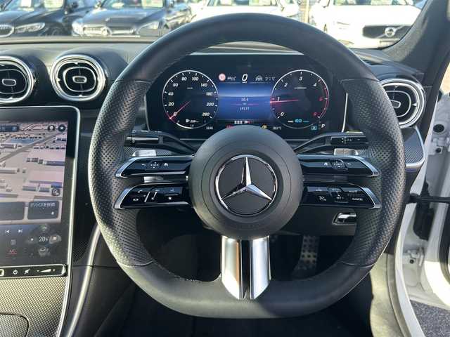 メルセデス・ベンツ Ｍ・ベンツ Ｃ２２０ｄ アバンギャルド　AMGライン 滋賀県 2022(令4)年 2万km ポーラホワイト HUD/アンビエントライト/ハーフレザーシート/・前席メモリ付きパワーシート/・前席シートヒーター/純正ナビ/３６０°カメラ/フルセグ/CarPlay/ＡＣＣ/ＢＳＭ/レーンキープ/純正ＬＥＤデジタルライト/パワートランク