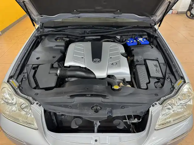トヨタ クラウン マジェスタ Cタイプ Fパッケージ 群馬県 2006(平18)年 6万km プレミアムシルバーパール メーカーオプションナビ/　　フルセグ/　　AM/FM/CD/DVD/MSV/バックカメラ/サンルーフ/クリアランスソナー/クルーズコントロール/キセノンオートライト/フォグランプ/純正17インチAW/パワーシート/シートメモリー/シートヒーター/アダプティブフロントライティングシステム/SOSコール/ヘッドアップディスプレイ/スマートキー/前後方ドライブレコーダー/ビルトインETC/横滑り防止機能