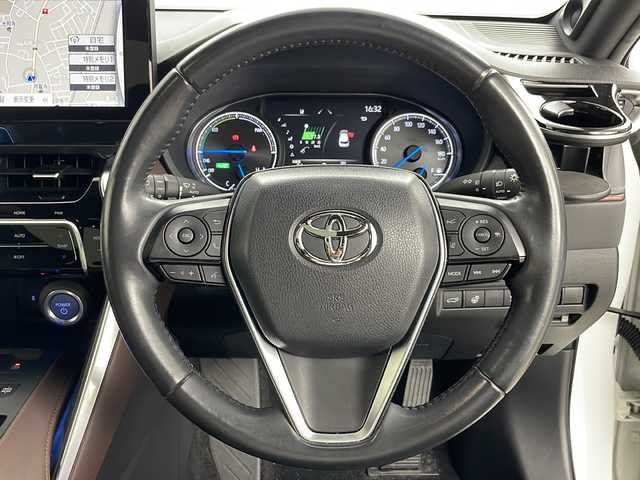 トヨタ ハリアー ハイブリッド Z レザーパッケージ 道央・札幌 2020(令2)年 5.2万km ホワイトパールクリスタルシャイン ・4WD/・純正ナビ&BT&USB&TV&Miracast/・JBLサラウンドシステム/・全方位モニター/・ガラスルーフ/・パワーバックドア/・トヨタセーフティセンス/・レーダークルーズコントロール/・ブラインドスポットモニター/・前席パワーシート/・前席シートヒーター/・前席ベンチレーション/・デジタルインナーミラー/・ステアリングヒーター/・LEDヘッドライト/・純正19インチAW