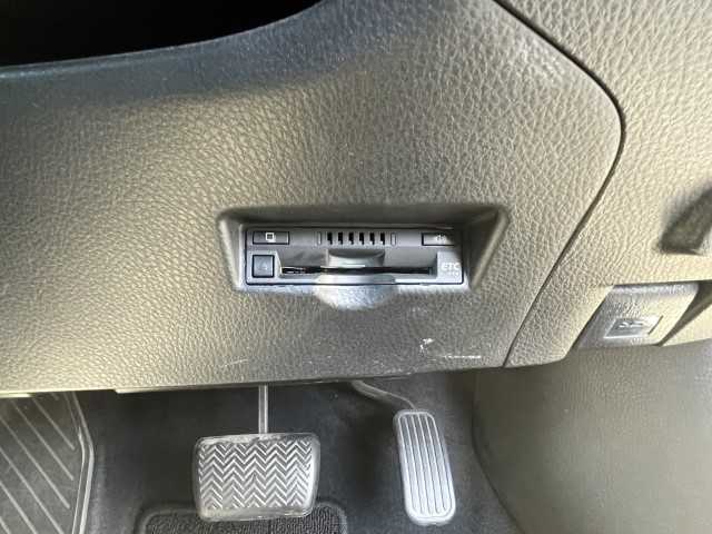 トヨタ Ｃ－ＨＲ G 岩手県 2017(平29)年 7.3万km ブラック/ホワイトパールクリスタルシャイン 2トーン ワンオーナー/前席シートヒーター/スペアキー/BSM/AAC/純正ナビ（地図SD欠品）/バックカメラ/レーダークルーズコントロール/ETC/レザーシート