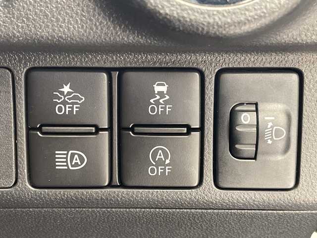 ダイハツ キャスト スタイル G リミテッド SAⅢ 埼玉県 2018(平30)年 1.8万km ダークエメラルドマイカ スマートアシスト /メモリナビ/　　CD/DVD/BT/フルセグ/バックカメラ /LEDオートライト /ハーフレザーシート /シートヒーター /純正15インチアルミホイール /ステアリングスイッチ/アイドリングストップ/ETC /禁煙車