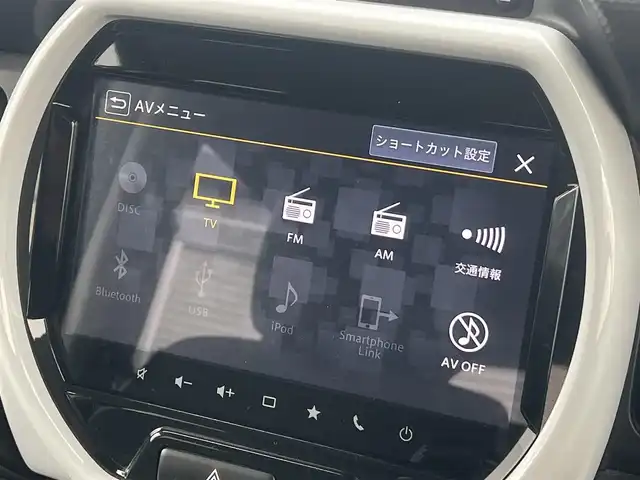 スズキ ハスラー HYBRID X 秋田県 2020(令2)年 9.6万km ピュアホワイトP ４WD/衝突被害軽減ブレーキデュアルカメラブレーキサポート/LEDヘッドライト/純正メモリナビ（DVD/CD再生可能）/フルセグ/全方位モニター/スズキ純正１５インチアルミ（夏タイヤ装着）/スマートキー/アイドリングストップ/プッシュスタート/レーンキープアシスト/コーナーセンサー/オートマチックハイビーム/ダウンヒルアシストコントロール/ステアリングスイッチ/前席シートヒーター/純正フロアマット/オートライト/オートエアコン/パワーステアリング/パワーウィンドウ/横滑り防止/盗難防止装置/寒冷地仕様/電動格納ウィンカーミラー