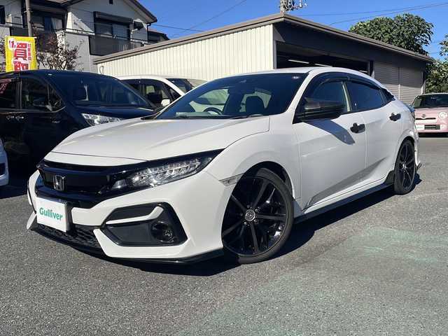 ホンダ シビック ハッチバック 埼玉県 2020(令2)年 8.7万km プラチナホワイトパール Honda SENSING/純正ナビ/　　Bluetooth/DVD再生機能/CD/フルセグTV/バックカメラ/LEDヘッドライト/純正18インチアルミホイール/ETC/運転席、助手席パワーシート/レーダークルーズコントロール