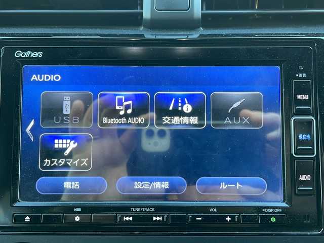 ホンダ シビック ハッチバック 埼玉県 2020(令2)年 8.7万km プラチナホワイトパール Honda SENSING/純正ナビ/　　Bluetooth/DVD再生機能/CD/フルセグTV/バックカメラ/LEDヘッドライト/純正18インチアルミホイール/ETC/運転席、助手席パワーシート/レーダークルーズコントロール