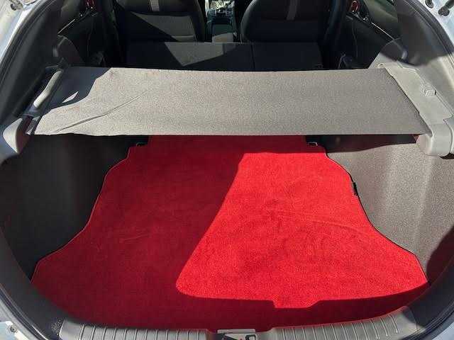 ホンダ シビック ハッチバック 埼玉県 2020(令2)年 8.7万km プラチナホワイトパール Honda SENSING/レーンキープアシスト/レーダークルーズコントロール/純正ナビ/　　Bluetooth/DVD再生機能/CD/フルセグTV/バックカメラ/LEDヘッドライト/純正18インチアルミホイール/ETC/前席パワーシート/シートヒーター/アイドリングストップ/ECON/ブレーキホールド/純正マフラー/社外ウイング/純正ウイング車載あり/無限MUGENフロアマット/SPOON プログレッシブスプリング リア2本/カーボン調ドアミラーカバー/ドアプロテクター