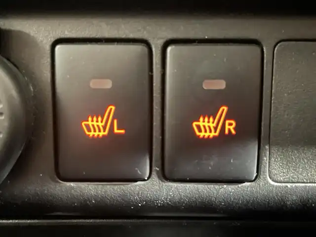 トヨタ タンク G S 大阪府 2017(平29)年 5.2万km パールホワイトⅢ モデリスタエアロ 純正9incナビTV バックカメラ 両側パワースライドドア シートヒーター クルーズコントロール 衝突軽減ブレーキ レーンアシスト スマートキー プッシュスタート アイドリングストップ ETC