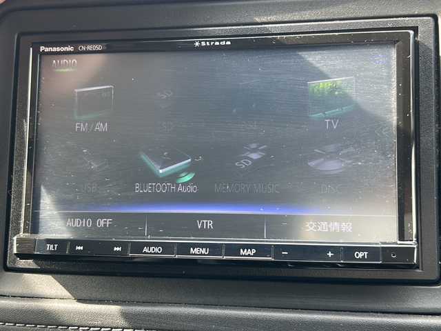 ホンダ ヴェゼル ハイブリッド X ホンダセンシング 愛媛県 2019(平31)年 4.2万km プラチナホワイトパール Panasonicナビ/（Bluetooth/AM/FM/フルセグTV/iPod）/衝突軽減ブレーキ　/レーダークルーズコントロール/ETC/LEDヘッドライト/バックカメラ/純正16インチAW/純正フロアマット/スマートキー/スペアキー/レーンキープアシスト/横滑り防止装置/USB入力端子