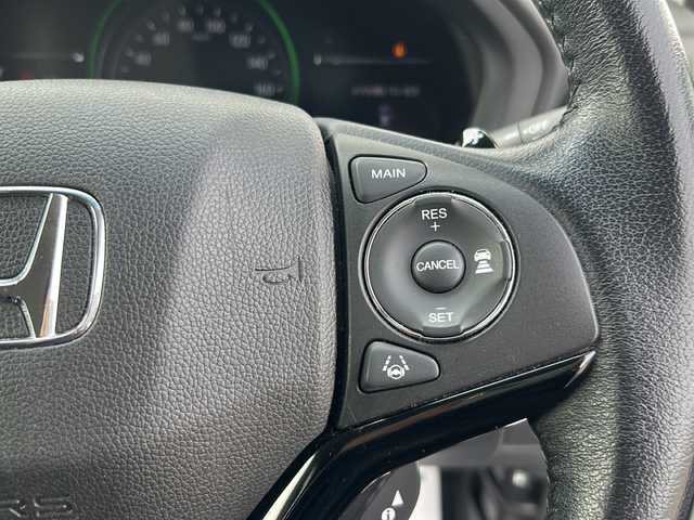 ホンダ ヴェゼル ハイブリッド X ホンダセンシング 愛媛県 2019(平31)年 4.2万km プラチナホワイトパール Panasonicナビ/（Bluetooth/AM/FM/フルセグTV/iPod）/衝突軽減ブレーキ　/レーダークルーズコントロール/ETC/LEDヘッドライト/バックカメラ/純正16インチAW/純正フロアマット/スマートキー/スペアキー/レーンキープアシスト/横滑り防止装置/USB入力端子