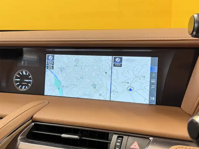 レクサス ＬＣ 500 Lパッケージ 群馬県 2018(平30)年 1.4万km ガーネットレッドマイカ レクサスセーフティシステム＋/・プリクラッシュセーフティ/・レーダークルーズコントロール/・ブラインドスポットモニター/・クリアランスソナー/・レーンキーピングアシスト/・ヘッドアップディスプレイ/マークレビンソン/ガラスルーフ/TRDエアロ/純正メーカーナビ/・フルセグTV/・BT/DVD/CD/SD/USB/AUX/・FM/AM/バックカメラ/ベージュレザーシート/前席パワーシート/前席シートヒーター/前席シートベンチレーション/シートメモリー/革巻きステアリング/ステアリングスイッチ/パドルシフト/ステアリングヒーター/スマートキー/プッシュスタート/電子パーキング/ブレーキーオートホールド/LEDヘッドライト/フォグランプ/オートライト/オートマチックハイビーム/純正21インチAW/純正フロアマット/レーダー探知機/電動格納ウィンカーミラー/横滑り防止機能