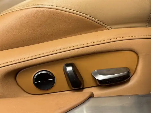 レクサス ＬＣ 500 Lパッケージ 群馬県 2018(平30)年 1.4万km ガーネットレッドマイカ レクサスセーフティシステム＋/・プリクラッシュセーフティ/・レーダークルーズコントロール/・ブラインドスポットモニター/・クリアランスソナー/・レーンキーピングアシスト/・ヘッドアップディスプレイ/マークレビンソン/ガラスルーフ/TRDエアロ/純正メーカーナビ/・フルセグTV/・BT/DVD/CD/SD/USB/AUX/・FM/AM/バックカメラ/ベージュレザーシート/前席パワーシート/前席シートヒーター/前席シートベンチレーション/シートメモリー/革巻きステアリング/ステアリングスイッチ/パドルシフト/ステアリングヒーター/スマートキー/プッシュスタート/電子パーキング/ブレーキーオートホールド/LEDヘッドライト/フォグランプ/オートライト/オートマチックハイビーム/純正21インチAW/純正フロアマット/レーダー探知機/電動格納ウィンカーミラー/横滑り防止機能