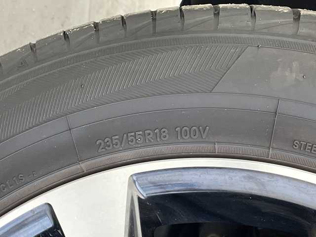 トヨタ ハリアー プレミアム スタイルモーヴ 愛知県 2016(平28)年 2.7万km ブラック トヨタセーフティセンス/純正9型ナビ/クルーズコントロール/フルセグ/Bluetooth/パワーシート/シートヒーター/バックカメラ/電動リアゲート/ドライブレコーダー/ETC/オートマチックハイビーム/ステアリングスイッチ/スマートキー/プッシュスタート