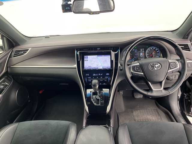 トヨタ ハリアー プレミアム スタイルモーヴ 愛知県 2016(平28)年 2.7万km ブラック トヨタセーフティセンス/純正9型ナビ/クルーズコントロール/フルセグ/Bluetooth/パワーシート/シートヒーター/バックカメラ/電動リアゲート/ドライブレコーダー/ETC/オートマチックハイビーム/ステアリングスイッチ/スマートキー/プッシュスタート