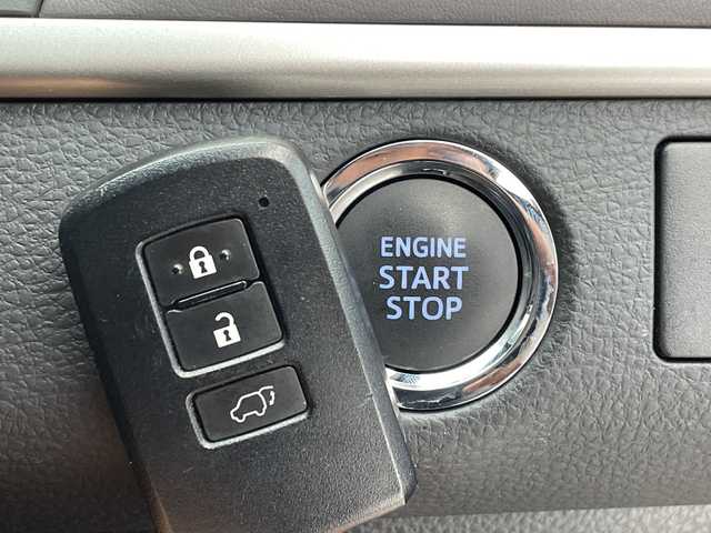 トヨタ ハリアー プレミアム スタイルモーヴ 愛知県 2016(平28)年 2.7万km ブラック トヨタセーフティセンス/純正9型ナビ/クルーズコントロール/フルセグ/Bluetooth/パワーシート/シートヒーター/バックカメラ/電動リアゲート/ドライブレコーダー/ETC/オートマチックハイビーム/ステアリングスイッチ/スマートキー/プッシュスタート