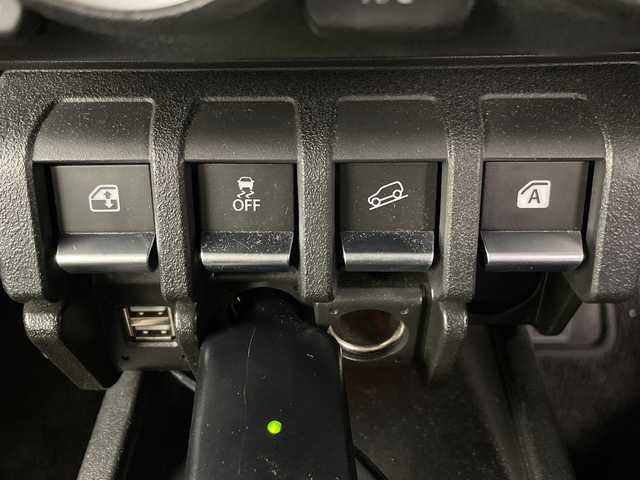 スズキ ジムニー シエラ JC 埼玉県 2023(令5)年 2.1万km ミディアムグレー 純正SDナビ/（BT/DVD/フルTV/CD/AM/FM）/スズキセーフティセンス/・クルーズコントロール/・オートハイビーム/シートヒーター/純正アルミホイール/純正フロアマット/ビルトインETC/スマートキー/スペア1本