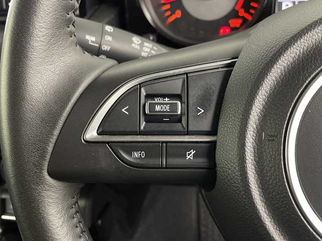 スズキ ジムニー シエラ JC 埼玉県 2023(令5)年 2.1万km ミディアムグレー 純正SDナビ/（BT/DVD/フルTV/CD/AM/FM）/スズキセーフティセンス/・クルーズコントロール/・オートハイビーム/シートヒーター/純正アルミホイール/純正フロアマット/ビルトインETC/スマートキー/スペア1本