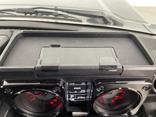 スズキ ジムニー シエラ JC 埼玉県 2023(令5)年 2.1万km ミディアムグレー 純正SDナビ/（BT/DVD/フルTV/CD/AM/FM）/スズキセーフティセンス/・クルーズコントロール/・オートハイビーム/シートヒーター/純正アルミホイール/純正フロアマット/ビルトインETC/スマートキー/スペア1本