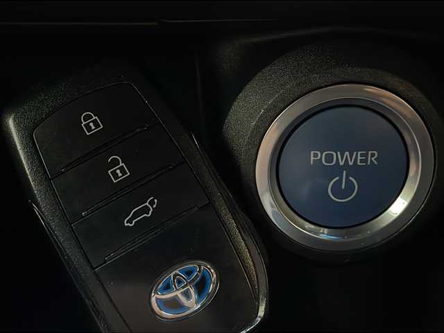 トヨタ ハリアー ハイブリッド Z レザーパッケージ 青森県 2020(令2)年 3.6万km ホワイトパールクリスタルシャイン ・本革シート/・モデリスタエアロ/・モデリスタ20インチAW/・純正ナビ/・全方位カメラ/・Bluetooth/フルセグ/・衝突軽減ブレーキ/・レーンキープアシスト/・レーダークルーズコントロール/・パワーバックドア/・ドライブレコーダー/・パワーシート/・シートヒーター/・ハンドルヒーター/・スマートキー/・ETC/・保証書・取説あり