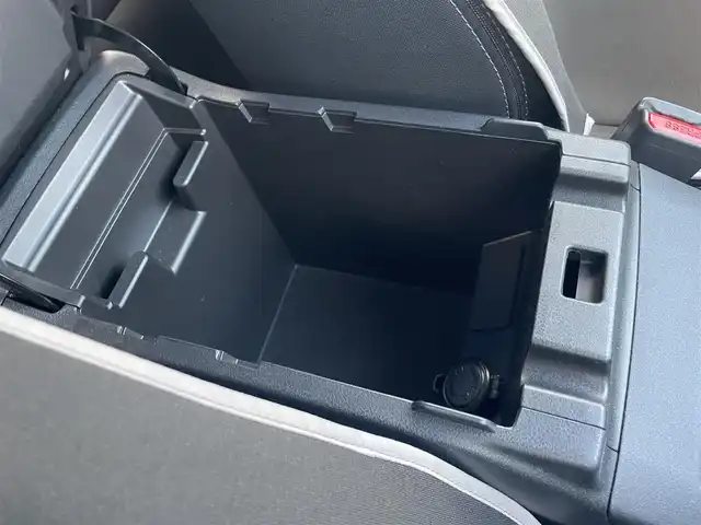 スバル インプレッサ スポーツ 1．6i－LアイサイトSスタイル 岡山県 2019(平31)年 4.4万km ダークブルーパール 純正8インチダイアトーンサウンドナビ/フルセグTV、CD、DVD、Bluetooth、AM、FM/バックカメラ/ETC/電動パーキングブレーキ/アイサイトVer3/・プリクラッシュブレーキ/・後退時自動ブレーキシステム/・AT誤発進抑制制御/・AT誤後進抑制制御/・全車速追従機能付きクルーズコントロール/・アクティブレーンキープ/・車線逸脱警報/・ふらつき警報