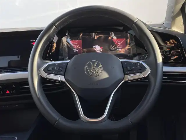 フォルクスワーゲン ＶＷ ゴルフ ヴァリアント TDI アクティブアドバンス 東京都 2024(令6)年 1.7万km 白 純正ナビ／ＤＴＶ/Ｂカメラ/Ａｐｐｌｅ　Ｃａｒ　Ｐｌａｙ/Ａｎｄｏｒｏｉｄｏ　Ａｕｔｏ/ステアリングヒーター/ＥＴＣ/シートヒーター/コックピットナビ/前後ドラレコ/ＡＣＣ/ＢＳＭ/レーンキープアシス