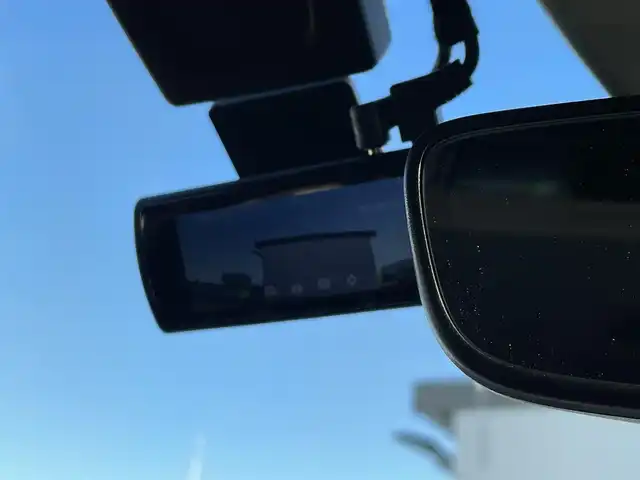 フォルクスワーゲン ＶＷ ゴルフ ヴァリアント TDI アクティブアドバンス 東京都 2024(令6)年 1.7万km 白 純正ナビ／ＤＴＶ/Ｂカメラ/Ａｐｐｌｅ　Ｃａｒ　Ｐｌａｙ/Ａｎｄｏｒｏｉｄｏ　Ａｕｔｏ/ステアリングヒーター/ＥＴＣ/シートヒーター/コックピットナビ/前後ドラレコ/ＡＣＣ/ＢＳＭ/レーンキープアシス