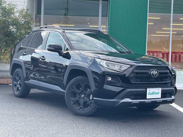 トヨタ ＲＡＶ４ アドベンチャー オフロードPKG 岡山県 2022(令4)年 2.4万km アティチュードブラックマイカ 純正10.5インチディスプレイオーディオ/フルセグTV、Bluetooth、AppleCarplay/AndroidAuto、FM、AM/バックカメラ/デジタルインナーミラー/前後ドライブレコーダー/パワーバックドア/前席シートヒーター/前席エアシート/D席メモリーシート/TVキャンセラー/レーダークルーズコントロール/プリクラッシュセーフティ/ステアリングヒーター