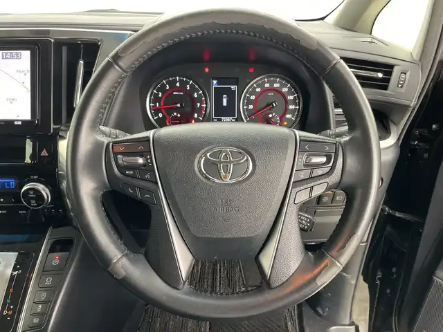 トヨタ ヴェルファイア Z Aエディション 道央・札幌 2018(平30)年 7.3万km ブラック ・純正ナビ&BT&CD&DVD&SD/・両側パワースライドドア/・バックカメラ/・フリップダウンモニター/・トヨタセーフティセンス/・プリクラッシュセーフティ/・レーントレーシングアシスト/・クリアランスソナー/・ロードサインアシスト/・アイドリングストップ/・横滑り防止装置/・nanoe/・ビルトインETC2.0/・オットマン/・ステアリングスイッチ/・電動格納ミラー/・純正フロアマット/・プッシュスタート/・LEDヘッドライト/・オートマチックハイビーム/・オートライト/・スマートキー