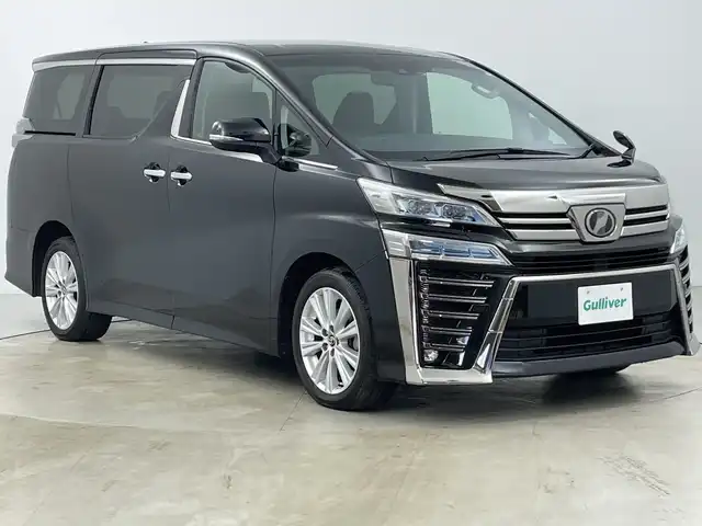 トヨタ ヴェルファイア Z Aエディション 道央・札幌 2018(平30)年 7.3万km ブラック ・純正ナビ&BT&CD&DVD&SD/・両側パワースライドドア/・バックカメラ/・フリップダウンモニター/・トヨタセーフティセンス/・プリクラッシュセーフティ/・レーントレーシングアシスト/・クリアランスソナー/・ロードサインアシスト/・アイドリングストップ/・横滑り防止装置/・nanoe/・ビルトインETC2.0/・オットマン/・ステアリングスイッチ/・電動格納ミラー/・純正フロアマット/・プッシュスタート/・LEDヘッドライト/・オートマチックハイビーム/・オートライト/・スマートキー