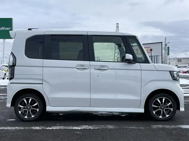 ホンダ Ｎ ＢＯＸ カスタム G L ホンダセンシング 道央・札幌 2020(令2)年 3.5万km プラチナホワイトパール ４WD/ワンオーナー/ホンダセンシング/純正ディスプレイオーディオ/AM/FM/CD/ワンセグ/衝突被害軽減ブレーキ/横滑り防止装置/アダプティブクルーズコントロール/レーンキープアシスト/クリアランスソナー/バックカメラ/ビルトインETC/アイドリングストップ/ECONモード/片側パワースライドドア/前席シートヒーター/ステアリングリモコン/USBポート/プッシュスタート/スマートキー/LEDヘッドライト/オートライト/オートハイビーム/フォグランプ/電動格納ミラー/ヒーテッドドアミラー/ウィンカーミラー/純正ラバーフロアマット/スペアキー/純正エンジンスターター