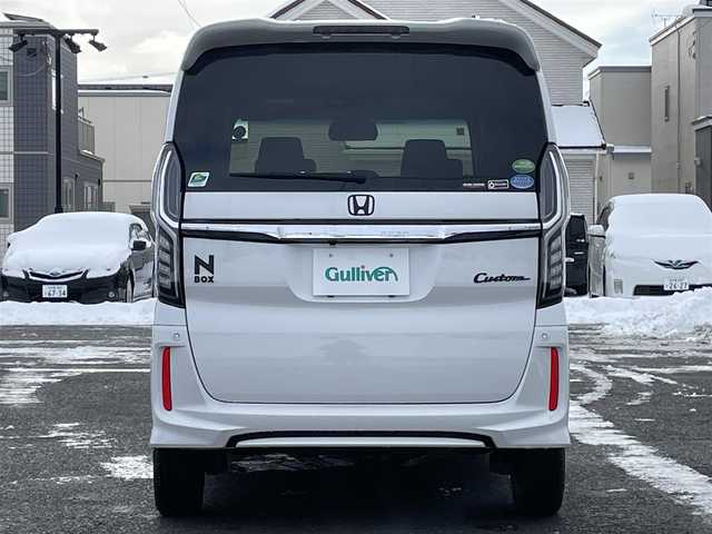 ホンダ Ｎ ＢＯＸ カスタム G L ホンダセンシング 道東・釧路十勝 2020(令2)年 3.5万km プラチナホワイトパール ４WD/ワンオーナー/ホンダセンシング/純正ディスプレイオーディオ/AM/FM/CD/ワンセグ/衝突被害軽減ブレーキ/横滑り防止装置/アダプティブクルーズコントロール/レーンキープアシスト/クリアランスソナー/バックカメラ/ビルトインETC/アイドリングストップ/ECONモード/片側パワースライドドア/前席シートヒーター/ステアリングリモコン/USBポート/プッシュスタート/スマートキー/LEDヘッドライト/オートライト/オートハイビーム/フォグランプ/電動格納ミラー/ヒーテッドドアミラー/ウィンカーミラー/純正ラバーフロアマット/スペアキー/純正エンジンスターター