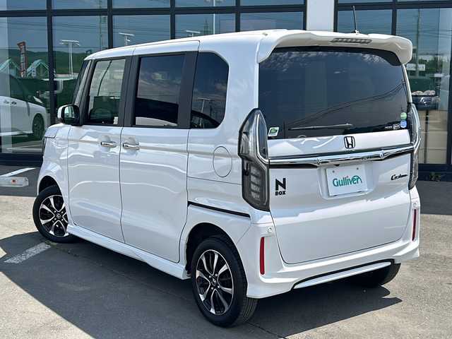 ホンダ Ｎ ＢＯＸ カスタム G L ホンダセンシング 道東・釧路十勝 2020(令2)年 3.5万km プラチナホワイトパール ４WD/ワンオーナー/ホンダセンシング/純正ディスプレイオーディオ/AM/FM/CD/ワンセグ/衝突被害軽減ブレーキ/横滑り防止装置/アダプティブクルーズコントロール/レーンキープアシスト/クリアランスソナー/バックカメラ/ビルトインETC/アイドリングストップ/ECONモード/片側パワースライドドア/前席シートヒーター/ステアリングリモコン/USBポート/プッシュスタート/スマートキー/LEDヘッドライト/オートライト/オートハイビーム/フォグランプ/電動格納ミラー/ヒーテッドドアミラー/ウィンカーミラー/純正ラバーフロアマット/スペアキー/純正エンジンスターター