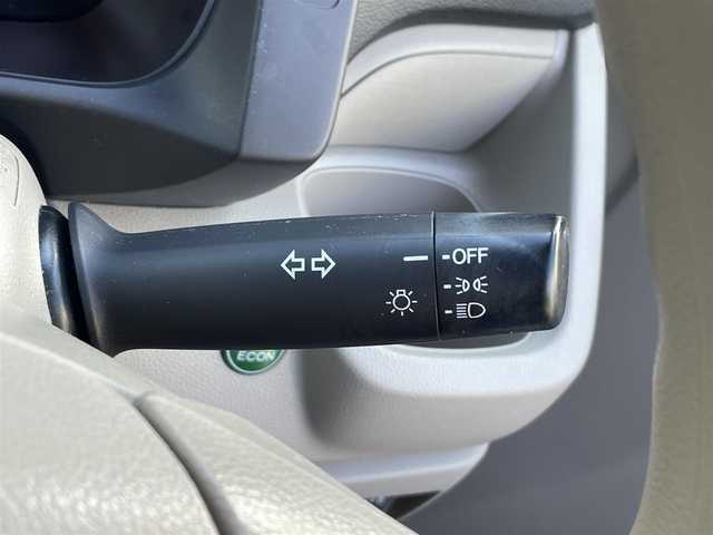 ホンダ Ｎ ＷＧＮ C 石川県 2017(平29)年 4.2万km タフホワイトⅡ ・ケンウッド製メモリーナビ/・ワンセグテレビ/・CD再生機能/・USB/AUX接続機能/・ETC/・ドライブレコーダー（前方向）/・ベンチシート/・純正フロアマット/・リモコンキー/・オートエアコン/・電動格納ミラー/・アイドリングストップ