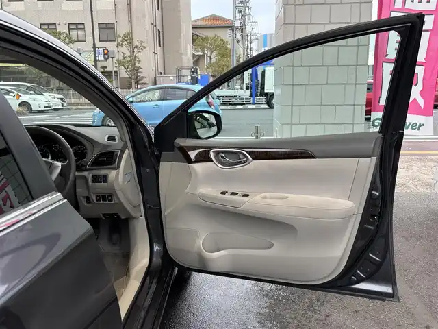 日産 シルフィ