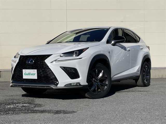 レクサス ＮＸ 300h Fスポーツ 茨城県 2018(平30)年 5.7万km ホワイトノーヴァガラスフレーク 後期型モデル/サンルーフ/革巻きステアリング/ステアリングヒーター/ステアリングスイッチ/黒レザーシート/シートヒーター/ベンチレーション/パワーバックドア/メーカーナビ/バックカメラ/サイドカメラ/レクサスセーフティセンス/サンルーフ/BSM/LEDヘッドライト/ETC/オートハイビーム/レーダークルーズコントロール