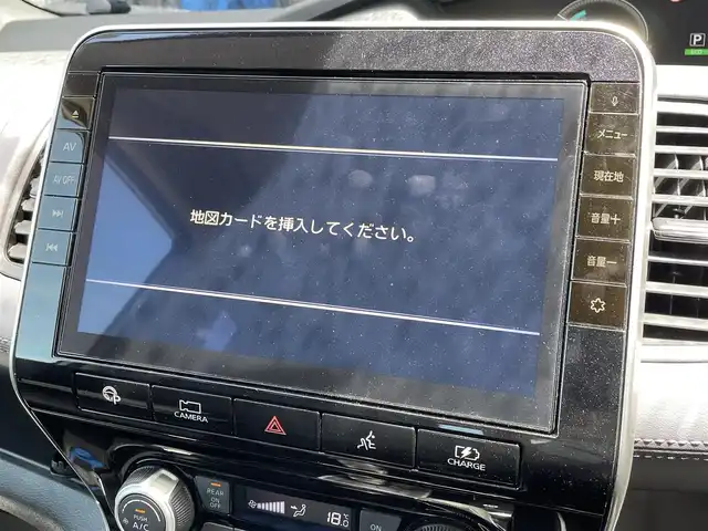 日産 セレナ e－パワー ハイウェイスター V 佐賀県 2020(令2)年 4.3万km ブリリアントホワイトパール 2トーン プロパイロット/純正10型ナビゲーション/・AM/FM/BT/CD/DVD/フルセグ/・TVキャンセラー/インテリジェントアラウンドビューモニター/両側パワースライドドア/・ハンズフリーパワースライドドア/・前席シートヒーター/ステアリングヒーター/LEDヘッドライト/・オートマチックハイビーム/スマートキー/ETC/純正16インチアルミホイール/純正フロアマット/インテリジェントセーフティー/・インテリジェント エマージェンシーブレーキ/・インテリジェント LI（車線逸脱防止支援システム）/・LDW（車線逸脱警報）/・RCTA（後退時車両検知警報）/・ソナー（前後障害物検知）/・ふらつき警報/・踏み間違い衝突防止アシスト（前後対応）/・SRSエアバッグ（運転席・助手席＋サイド＋カーテン）/・VDC（車両姿勢制御）＋TCS（トラクションコントロール）